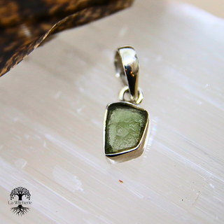 Pendentif en moldavite pour collier